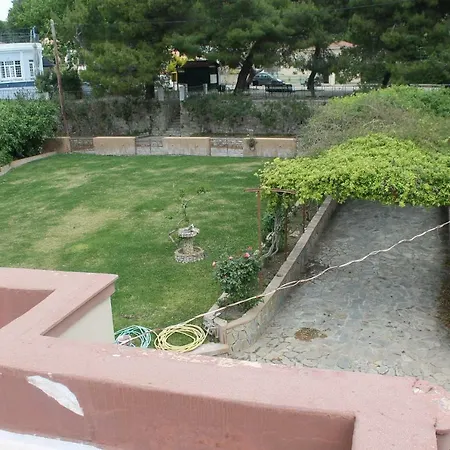 Holiday home Antwnia